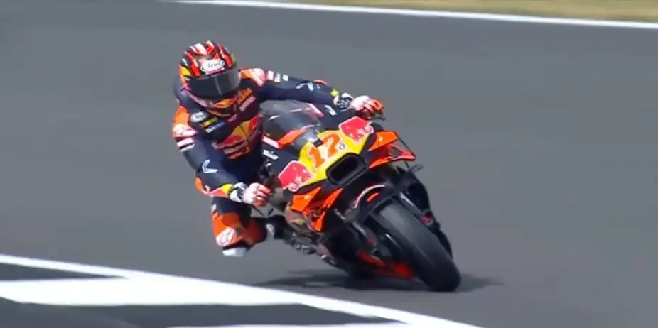 British GP 2025: Practice - Highlights