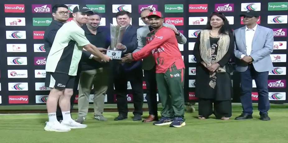 New Zealand beat Bangladesh by 6 wickets on DLS | 3rd T20I
