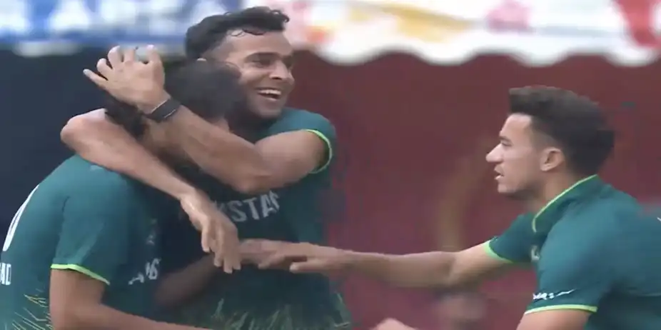 Pakistan beat Australia by 1 run | 1st Semi-Final