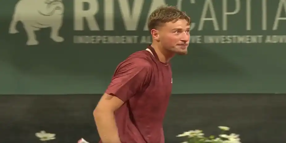 Lorenzo Sonego vs Edas Butvilas | Day 2 | Center Court 