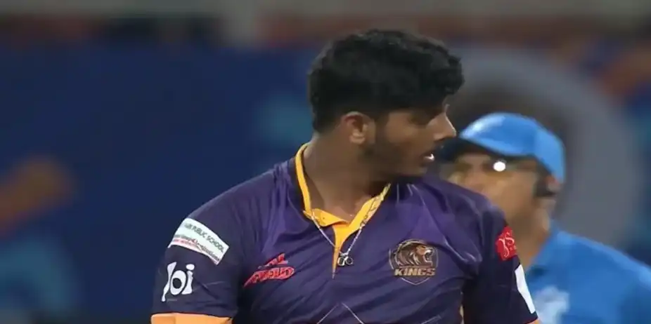 Sayed Irfan Aftab's 4 for 22 | Match 1