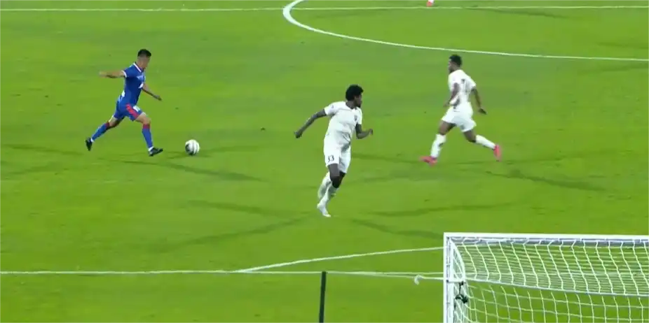 WHAT A HIT! Sunil Chhetri doubles the lead from distance