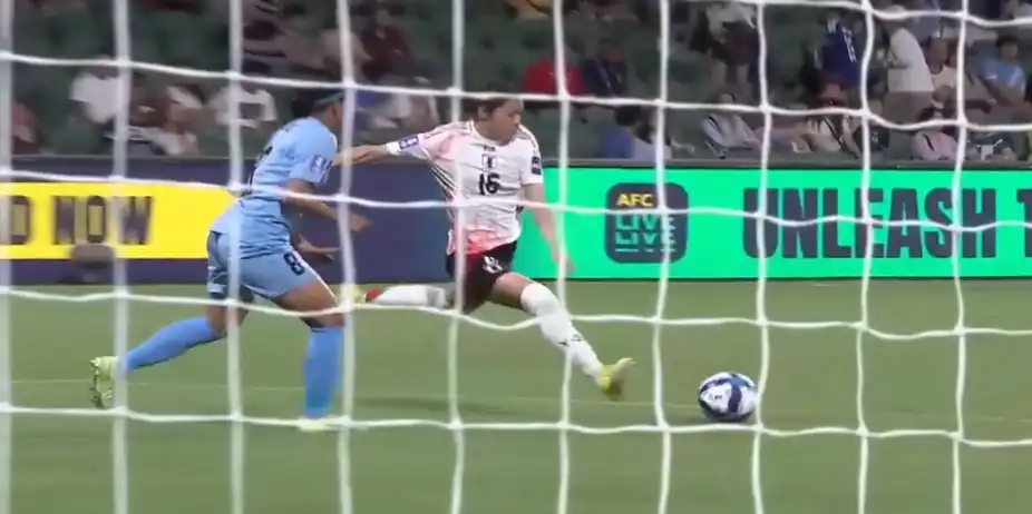 Absolute Beauty! Yamamoto bends one into the top corner