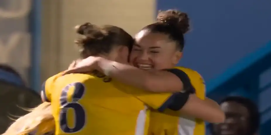 LONG-RANGE BEAUTY! Camacho equalises with a stunning strike