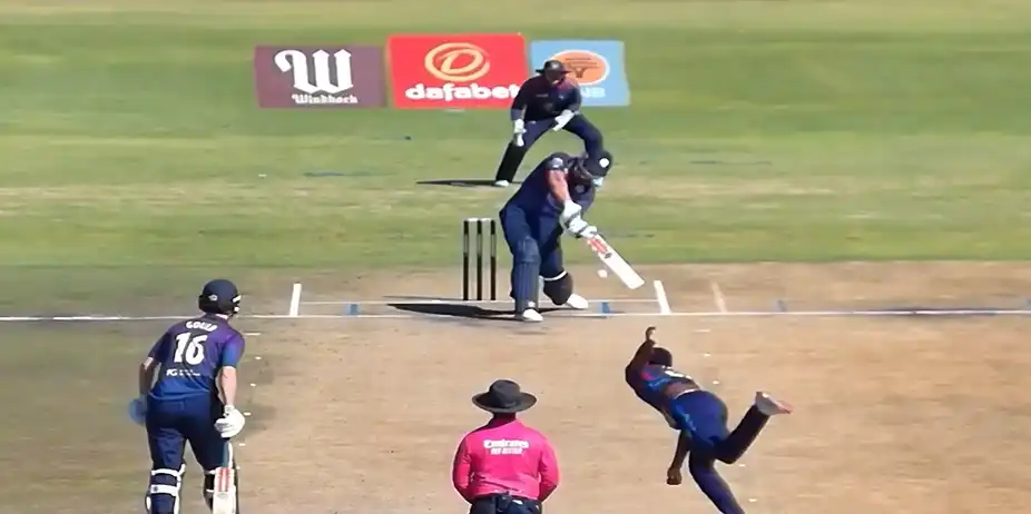 666! George Munsey takes Heingo to the cleaners