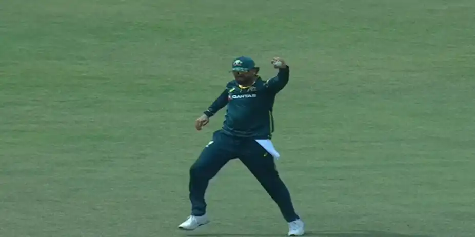 STUNNER! Nikhil Chaudhary pulls off a screamer to dismiss Sarkar