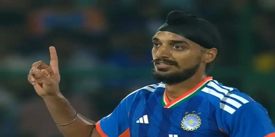Arshdeep Singh's  3 for 19 | 1st T20I
