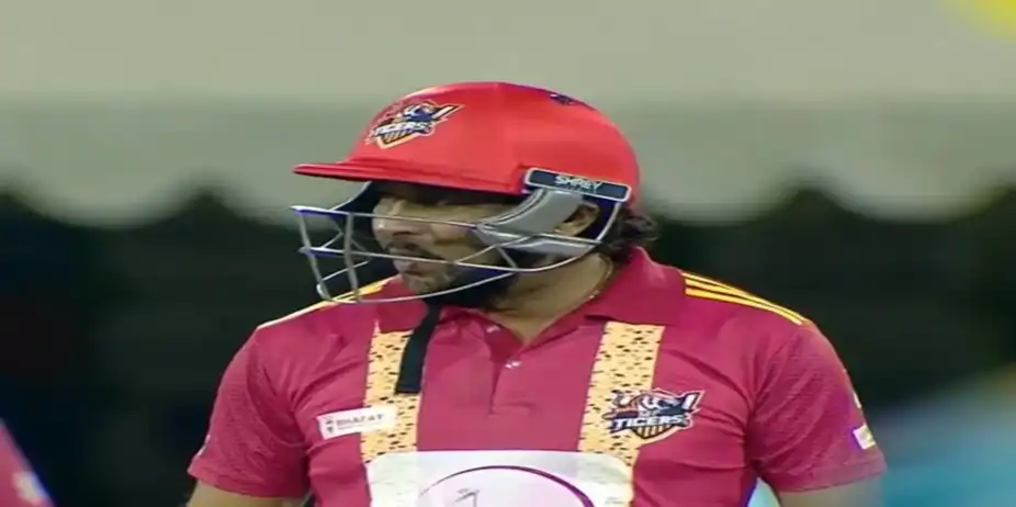 Tillakaratne Dilshan's 54 off 38 | Match 9