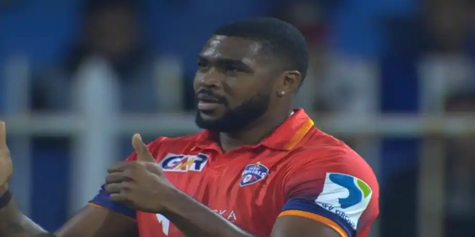 Obed McCoy's 3 for 23 | Match 30