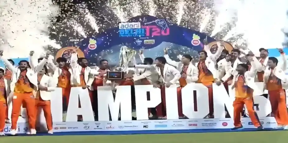 West Delhi Lions beat Central Delhi Kings by 6 wickets | Final