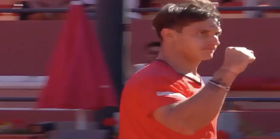 Camilo Ugo Carabelli vs Luca Van Assche | Day 5 | Center Court