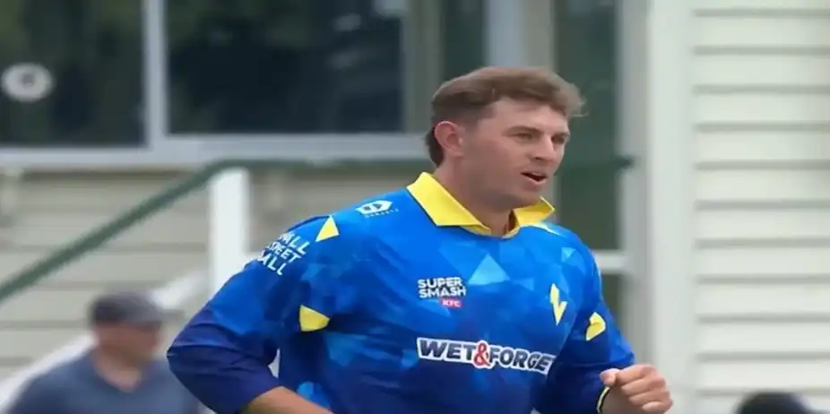 Ben Lockrose's 3 for 42 | Match 11