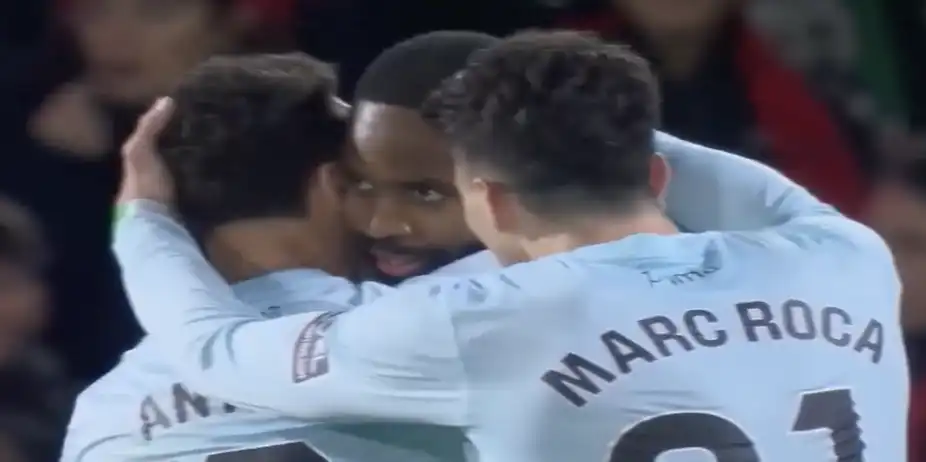 BRILLIANT FINISH! Cedric Bakambu doubles the lead for Betis vs Mallorca