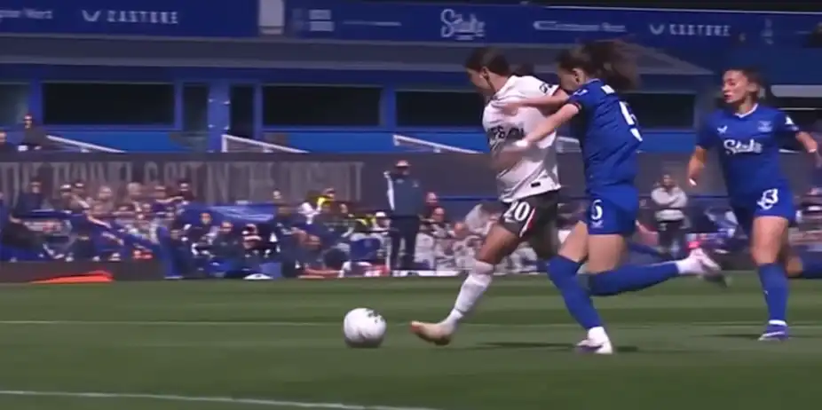 SUBLIME FINISH! Sam Kerr teras through the defence