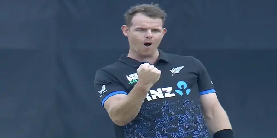 Josh Clarkson's 3 for 9 | 3rd T20I