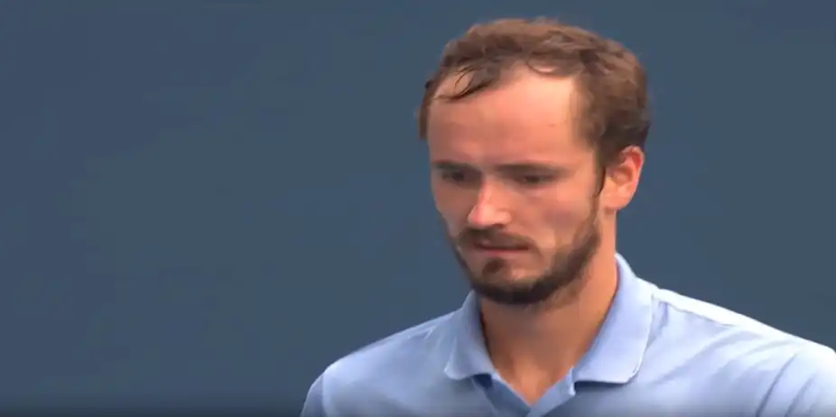 Rei Sakamoto vs Daniil Medvedev | Day 4 | Stadium