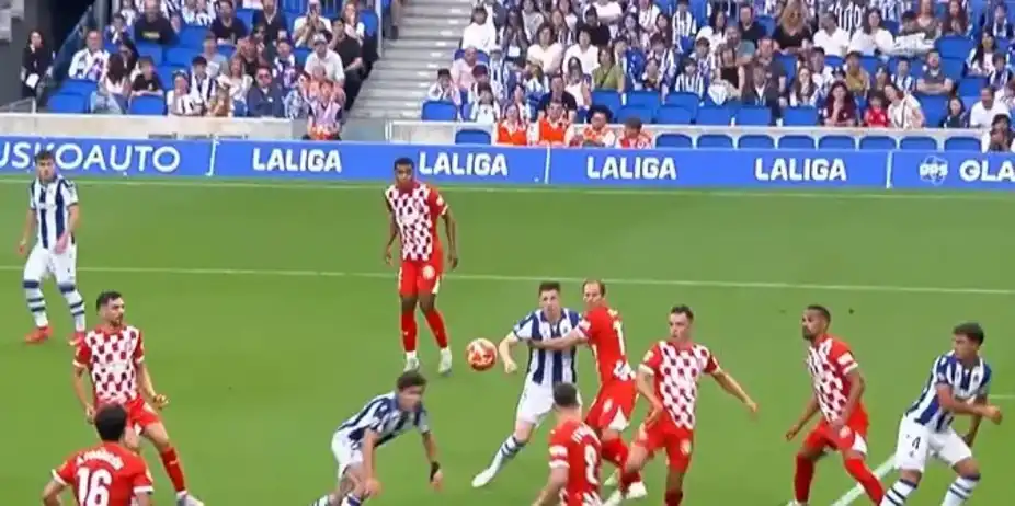 INCREDIBLE! Pablo Marin's diving header stopped time