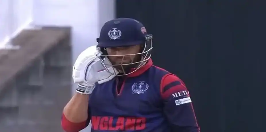 Rain halts play with England Champions stranded on 122/5 | Match 3