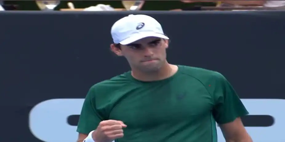 Eliot Spizzirri vs Adrian Mannarino | Round 1 | Centre Court