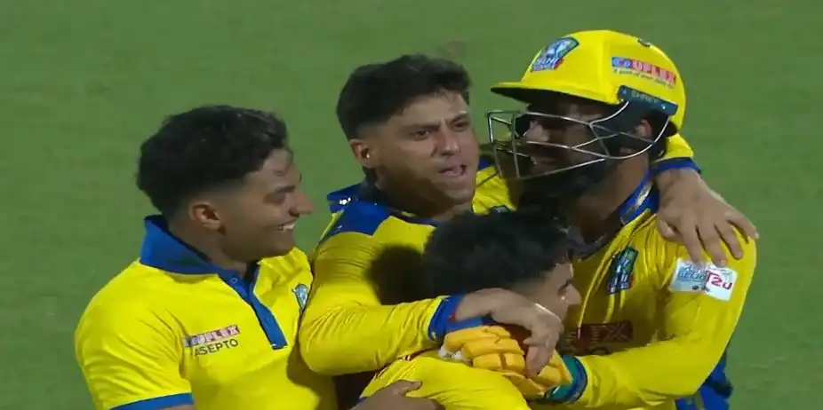 Central Delhi Kings beat Outer Delhi Warriors by 4 on DLS | Match 4