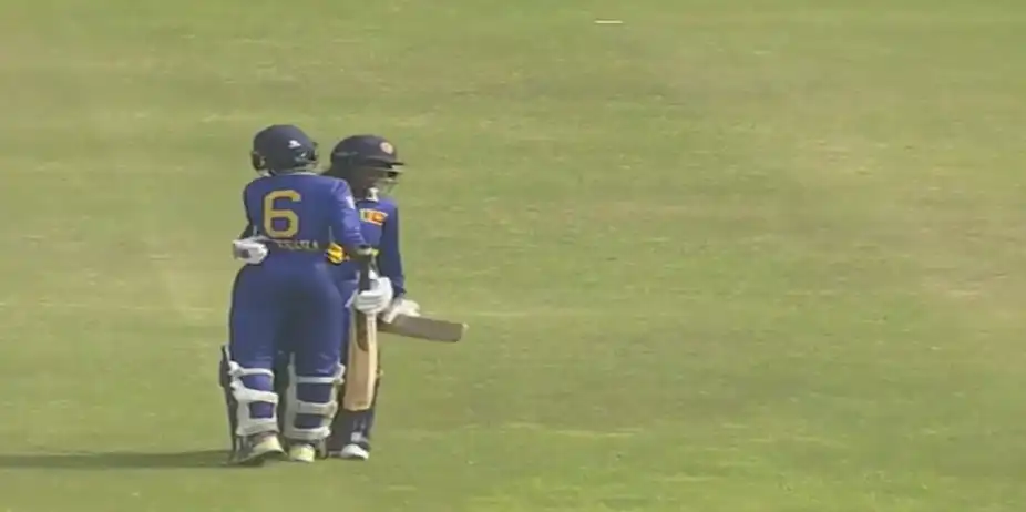 Harshitha Samarawickrama's 50 off 76 | 2nd ODI