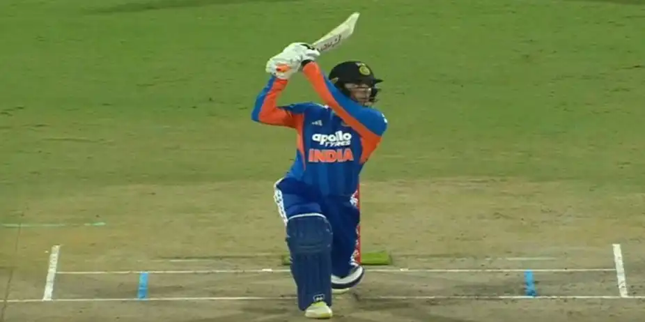 Abhishek Sharma's 82 off 32 | 1st T20I