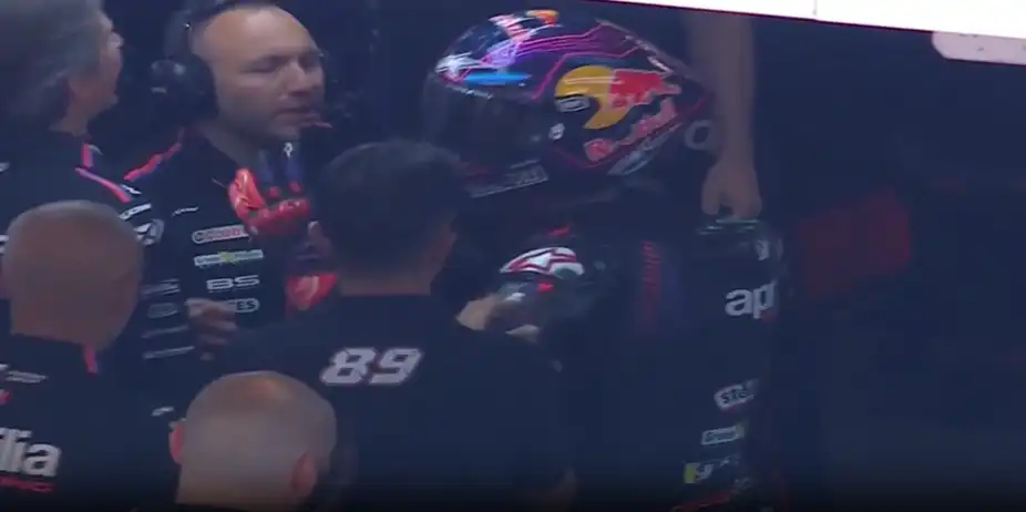 HEATED UP! Post-race emotions explode for Jorge Martin