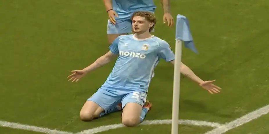 SENSATIONAL! Jack Rudoni wins it for Coventry off the bench