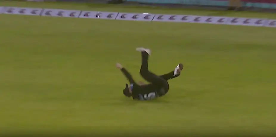 INCREDIBLE! Nicholls covers ground for a gravity-defying catch