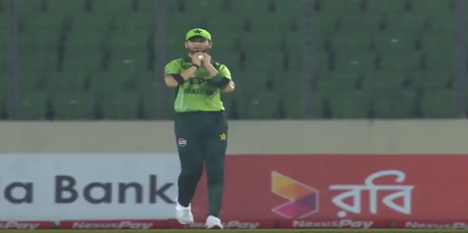 EXCEPTIONAL! Pakistan bundle out Bangladesh for 128