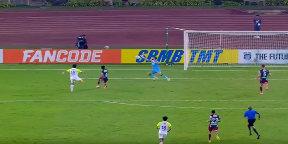 POINT-BLANK SAVE! Vishal Kaith denies Odisha