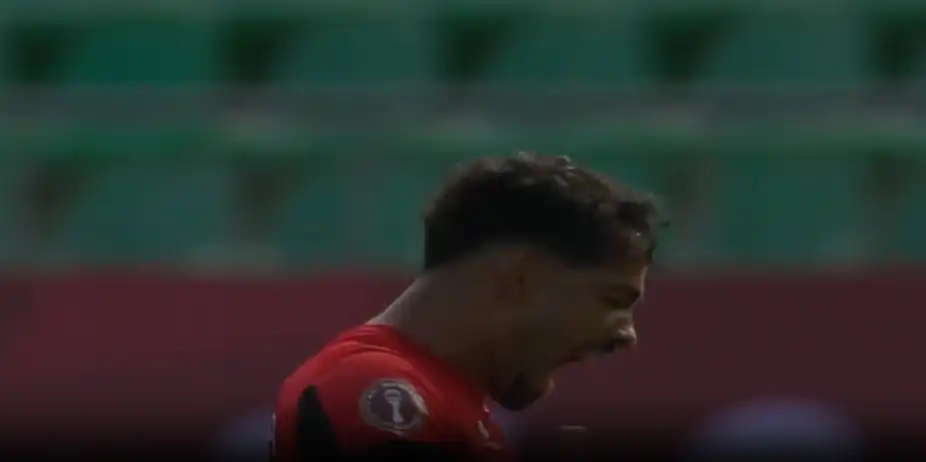 FLYING HEADER! Diogo Calila's gravity-defying goal