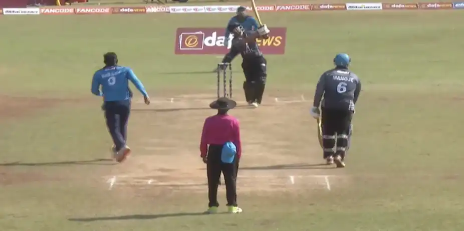 Mufasir Bhat's 82 off 27 | Match 3