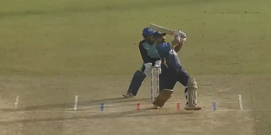 4644! Nasir Hossain brings the fireworks to Sylhet