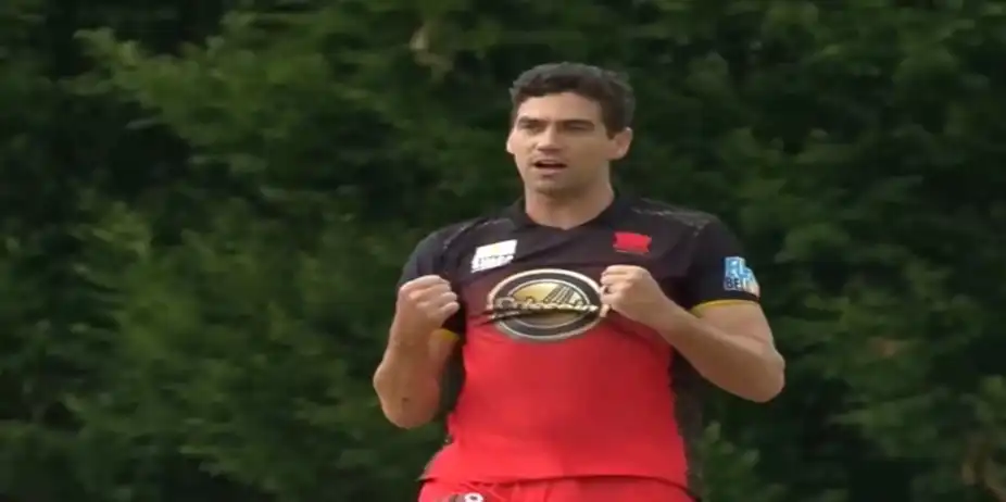 Danru Ferns's 3 for 15 | Match 4