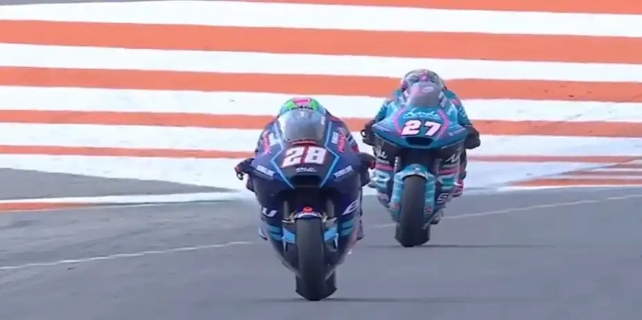 Moto2 Valencia GP 2025: Race - Highlights