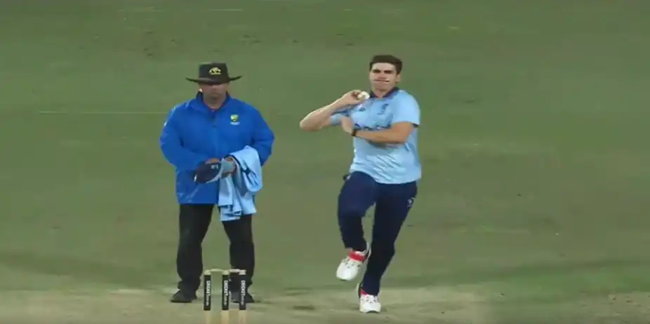 Sean Abbott's 3 for 28 | Match 9