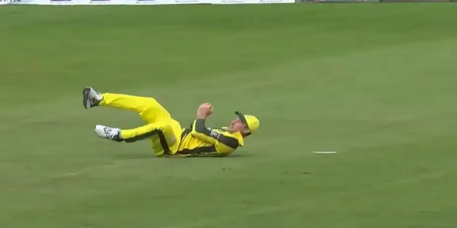 Legend Still Got It! Marsh stunned with an athletic catch