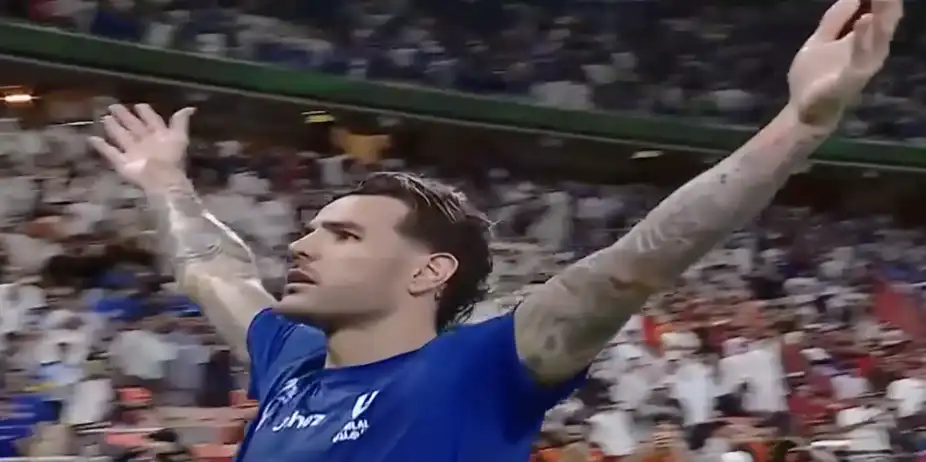 ABSOLUTE SCREAMER! Theo hammers it into the bottom corner