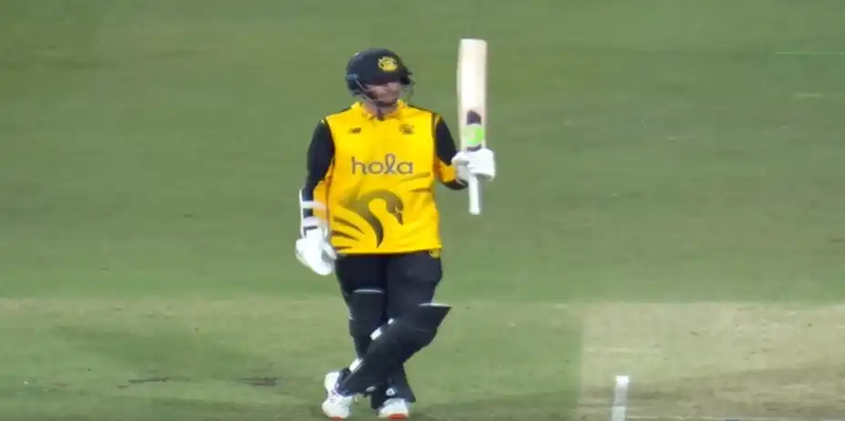 Sam Whiteman's 52 off 56 | Match 9