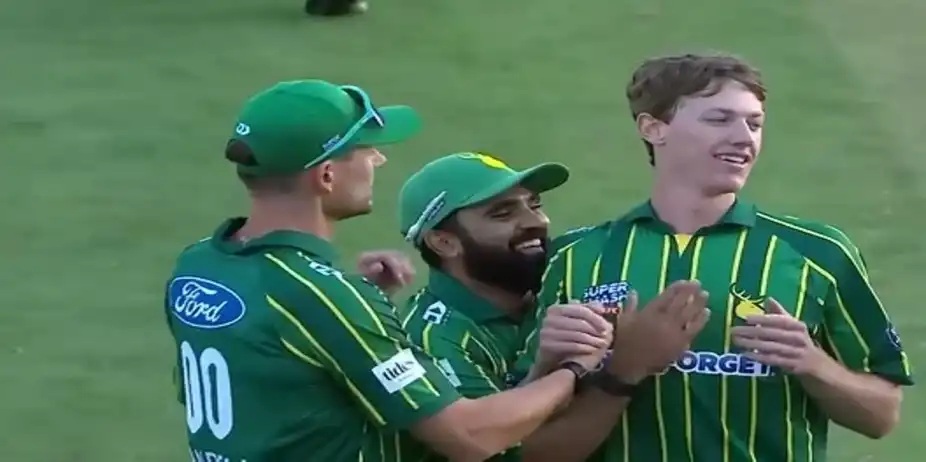 Central Stags beat Wellington Firebirds by 2 runs | Match 12